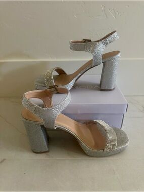 TOP Moda Silver Glitter Block Heel Ankle Strap Pumps